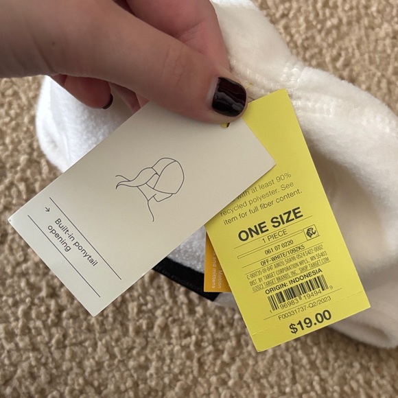 NWOT Beanie Bundle C.C Red Knit, Brown Alpine Design, & White All in Motion - Picture 12 of 13